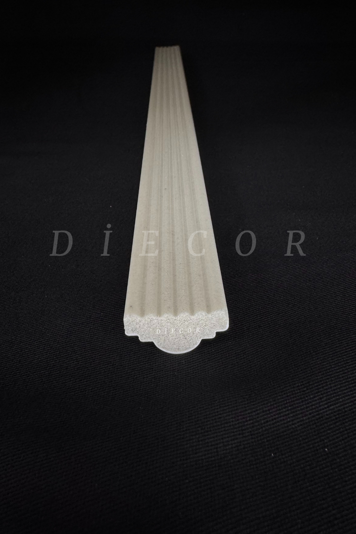 Dekoratif Boyanabilir Montaja Hazır 2.5cm Duvar Çıtası Kolay Uygulanır Ustalık Gerekmez DIY