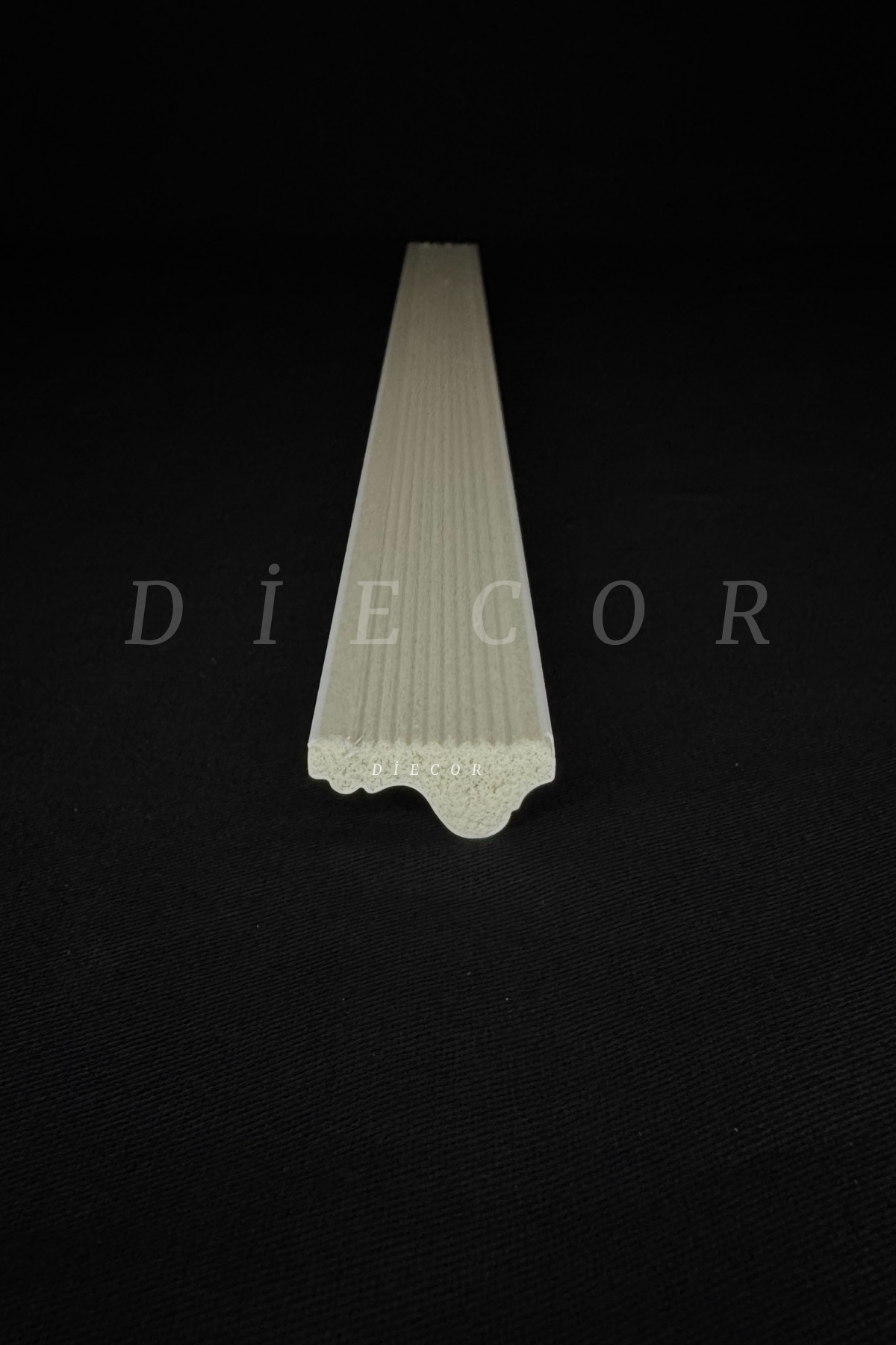 Dekoratif Boyanabilir 1 Adet 3 cm Polistren Duvar Çıtası