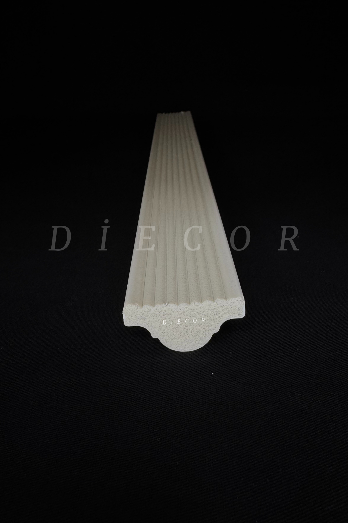 Dekoratif Boyanabilir 1 Adet 4 cm Polistren Duvar Çıtası