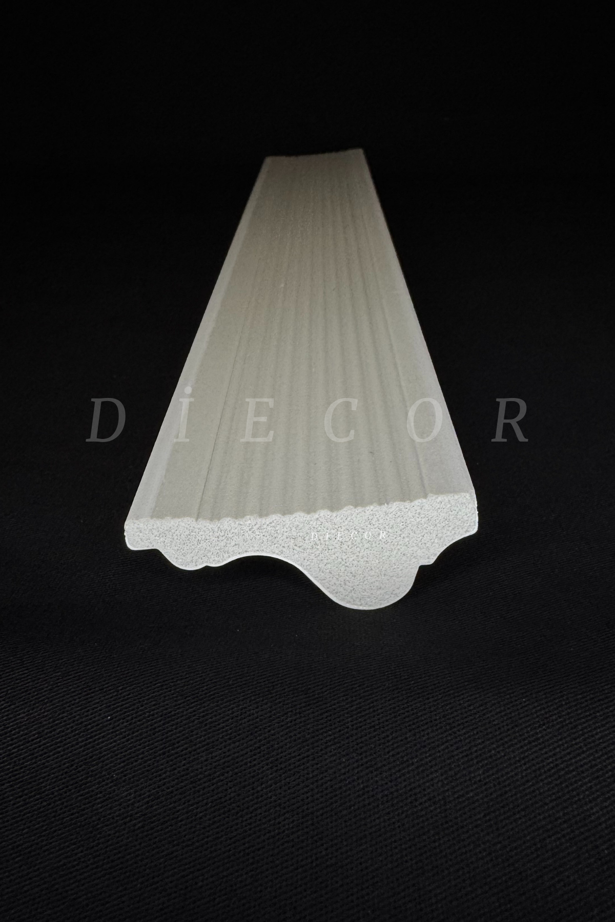 Dekoratif Boyanabilir 1 Adet 6 cm Polistren Duvar Çıtası