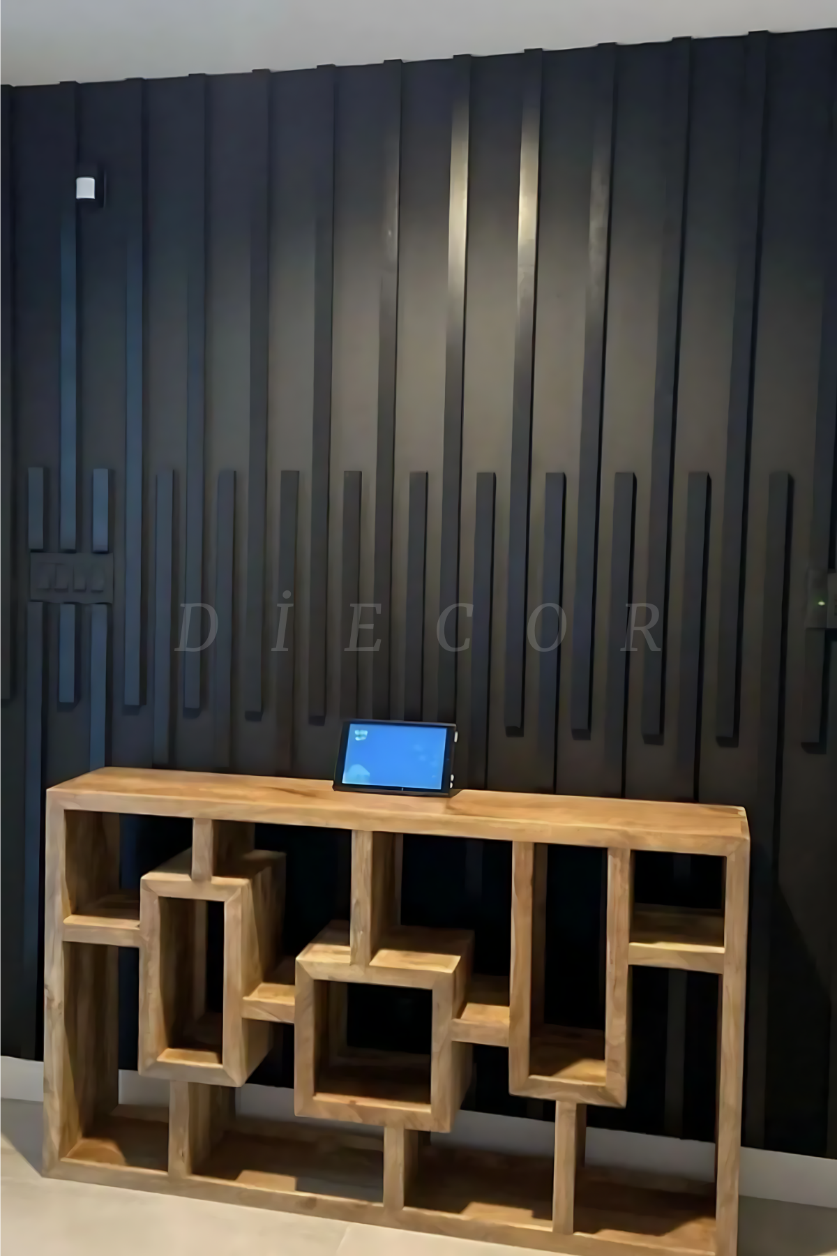 Dekoratif Boyanabilir Montaja Hazır 4cm Modern Duvar Çıtası Piyano Tasarımı